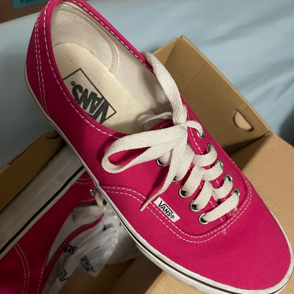 COPY - Pink Vans
